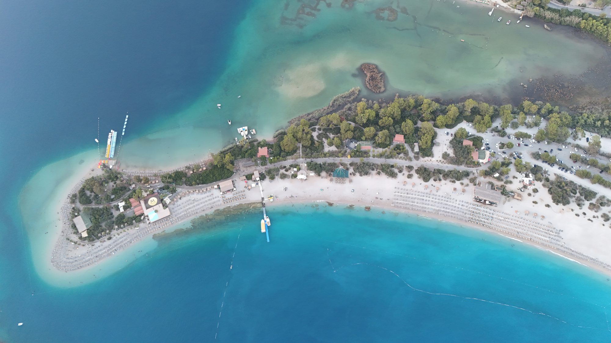 Ölüdeniz'de Kusursuz Bir Gün: Sabah Plajdan Akşam Sofrasına